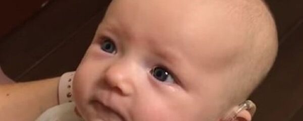 Беба плаче Беба плаче - Sputnik Србија