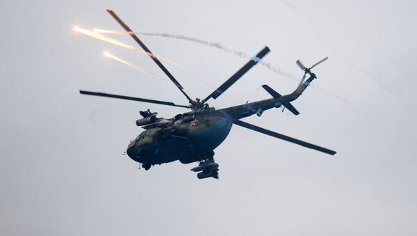 Хеликоптер Ми-8 на војној вежби Запад 2017 - Sputnik Србија