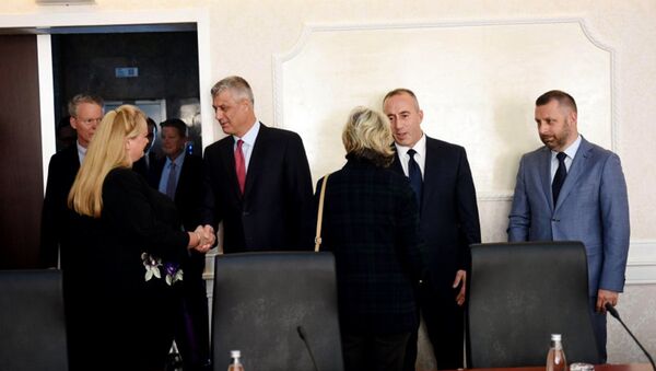 Хашим Тачи и Рамуш Харадинај на састанку са амбасадорима НАТО-а у Приштини. - Sputnik Србија
