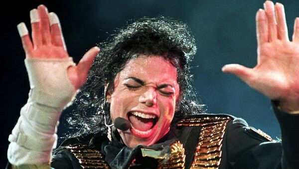 Певач Мајкл Џексон током концерта у Сингапуру 1993. - Sputnik Србија