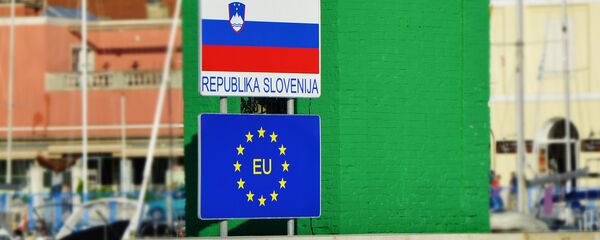 Табле Словенија и ЕУ - Sputnik Србија