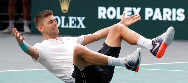 Filip Krajinović posle pobede nad Džonom Iznerom. - Sputnik Srbija