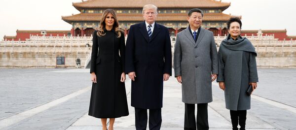 Donald Tramp i Si Đinping sa suprugama poziraju u Zabranjenom gradu - Sputnik Srbija