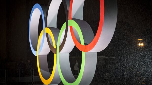 Олимпијски кругови на Тргу Трокадеро у Паризу - Sputnik Србија