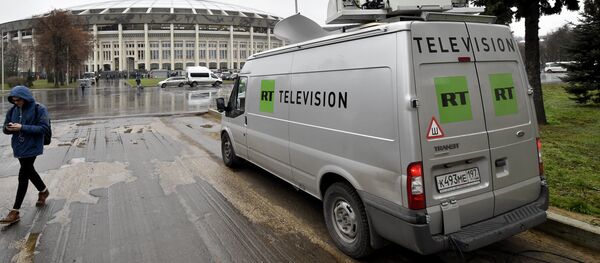 Kombi ruske televizije RT - Sputnik Srbija