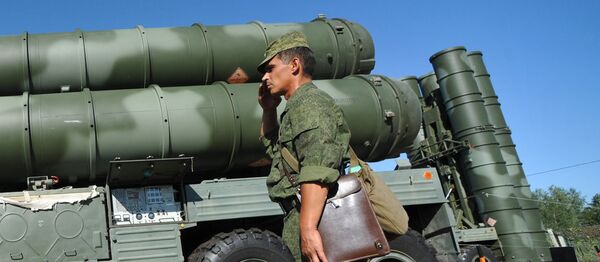 S-400 Triumf ohranяet vozdušnыe rubeži Moskvы i centralьnыh promыšlennыh raйonov RF - Sputnik Srbija