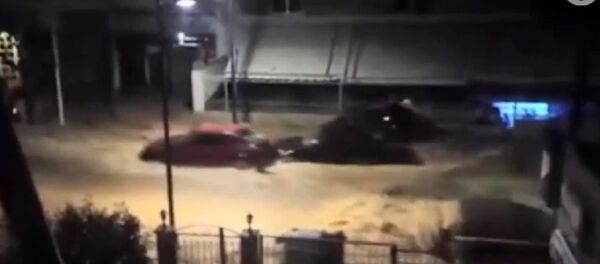 Бујица на улици у Атини Бујица на улици у Атини - Sputnik Србија