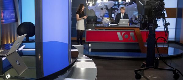 Студио Гласа Америке - Sputnik Србија