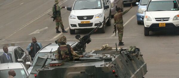 Vojska Zimbavea na ulicama glavnog grada Harere. 15. nov. 2017. Vojska Zimbavea na ulicama glavnog grada Harere. 15. nov. 2017. - Sputnik Srbija