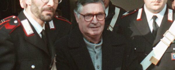 Салваторе Тото Рина Салваторе Тото Рина - Sputnik Србија