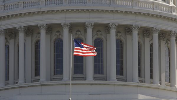 Капитол у коме заседа Конгрес САД у Вашингтону - Sputnik Србија