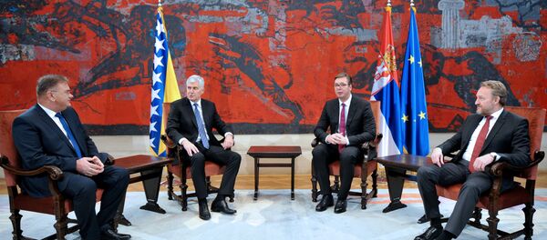 Алксандар Вучић са члановим Председништва БиХ - Sputnik Србија