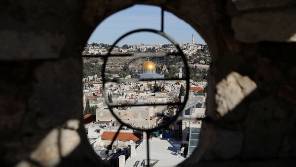 Поглед на Куполу на стени у Јерусалиму - Sputnik Србија