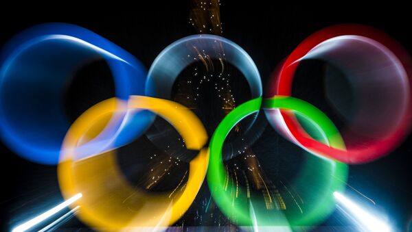 Олимпијски кругови на Тргу Трокадеро у Паризу - Sputnik Србија