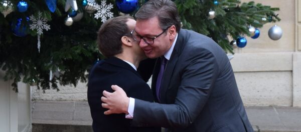 Александар Вучић и Емануел Макрон Александар Вучић и Емануел Макрон - Sputnik Србија