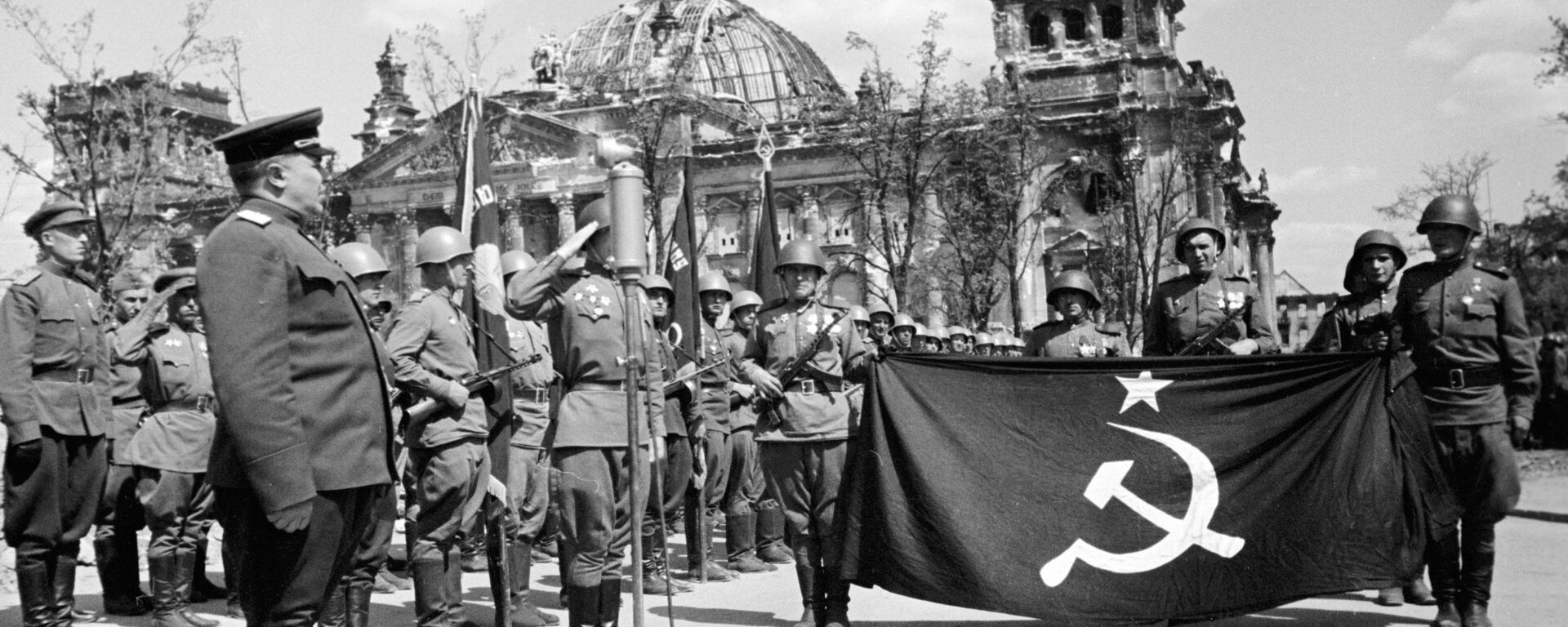 Sovjetski vojnici u Berlinu - Sputnik Srbija, 1920, 21.06.2021