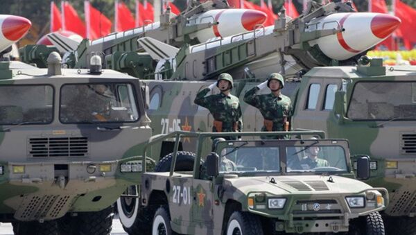 Ракете приказане на војној паради поводом 60. годишњице оснивања Народне Републике Кине у Пекингу - Sputnik Србија