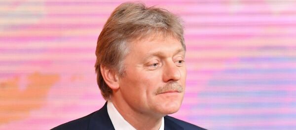 Portparol Kremlja Dmitrij Peskov na godišnjoj konferenciji Vladimira Putina Portparol Kremlja Dmitrij Peskov na godišnjoj konferenciji Vladimira Putina - Sputnik Srbija