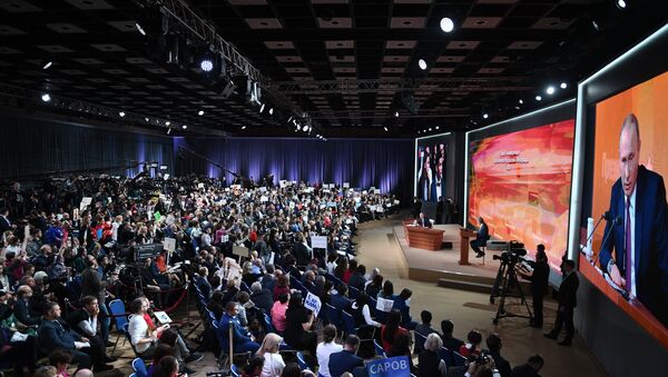Годишња прес-конференција руског председника Владимира Путина - Sputnik Србија