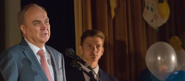 Anatolij Antonov - Sputnik Srbija