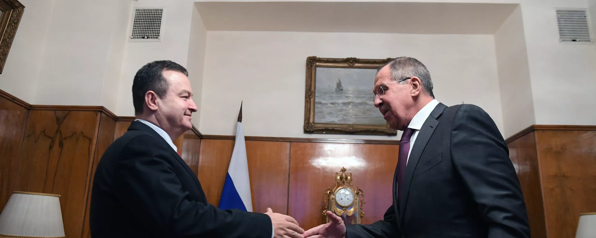 Ministri spoljnih poslova Rusije i Srbije Sergej Lavrov i Ivica Dačić  - Sputnik Srbija, 1920, 13.02.2023