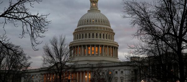 Zgrada Kapitola u Vašingtonu Zgrada Kapitola u Vašingtonu - Sputnik Srbija