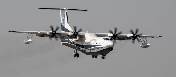 Кинески авион-амфибија АГ600 током пробног лета - Sputnik Србија