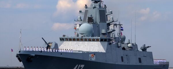 Fregata Admiral Gorškov na probi vojne parade u Konštatu - Sputnik Srbija