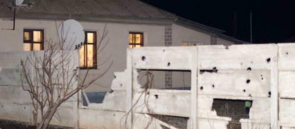 Kuća uništena u granatiranju grada Stahanov u Luganskoj oblasti - Sputnik Srbija