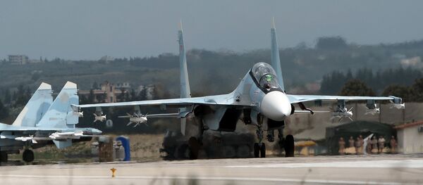 Ruski lovci Su-30 u vojnoj bazi Hmejmim u Siriji - Sputnik Srbija