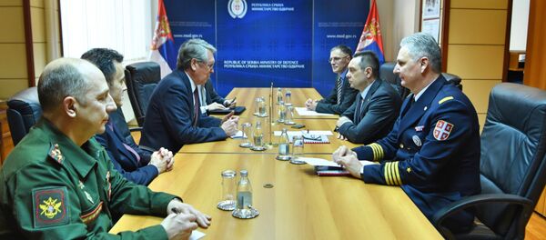 Aleksandar Čepurin i Aleksandar Vulin na sastanku u Ministarstvu odbrane Srbije Aleksandar Čepurin i Aleksandar Vulin na sastanku u Ministarstvu odbrane Srbije - Sputnik Srbija