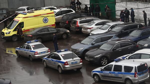 Vozila policije i hitne pomoći u Moskvi - Sputnik Srbija