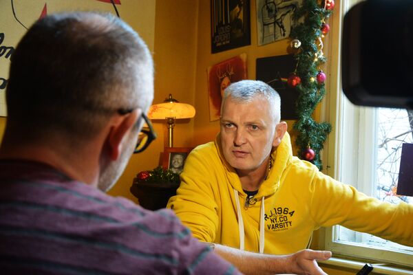 Прослављени кошаркаш Жарко Паспаљ и новинар Спутњика Владимир Судар Прослављени кошаркаш Жарко Паспаљ и новинар Спутњика Владимир Судар - Sputnik Србија