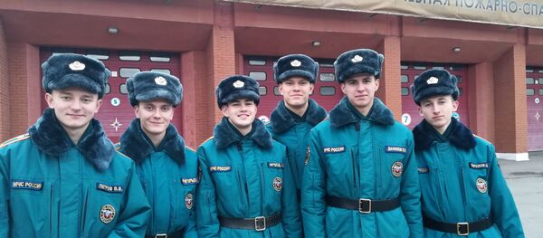 Питомци Универзитета Државне противпожарне службе МЧС-а Руске Федерације - Sputnik Србија