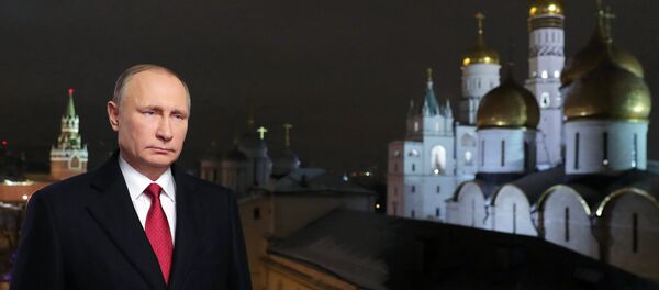 Predsednik Rusije Vladimir Putin tokom novogodišnje čestitke građanima - Sputnik Srbija