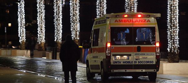 Кола хитне помоћи у Италији Кола хитне помоћи у Италији - Sputnik Србија