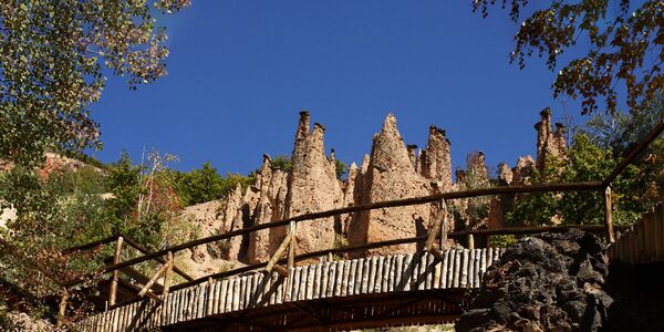 Планинка А. Д. управља и природним феноменом Ђавоља варош који сваког викенда посећују туристи из Бугарске. - Sputnik Србија