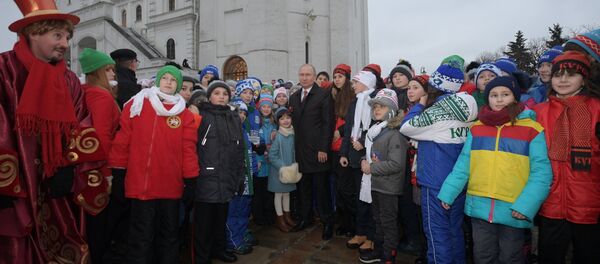 Путин са децом - Sputnik Србија