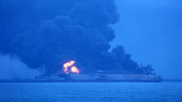 Požar na tankeru Sanči u Južnom kineskom moru - Sputnik Srbija