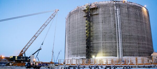 Резервоари у фабрици за производњу течног гаса Јамал ТПГ - Sputnik Србија