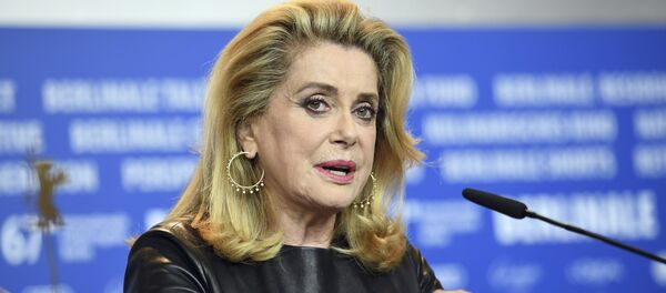 Katrin Denev Katrin Denev - Sputnik Srbija