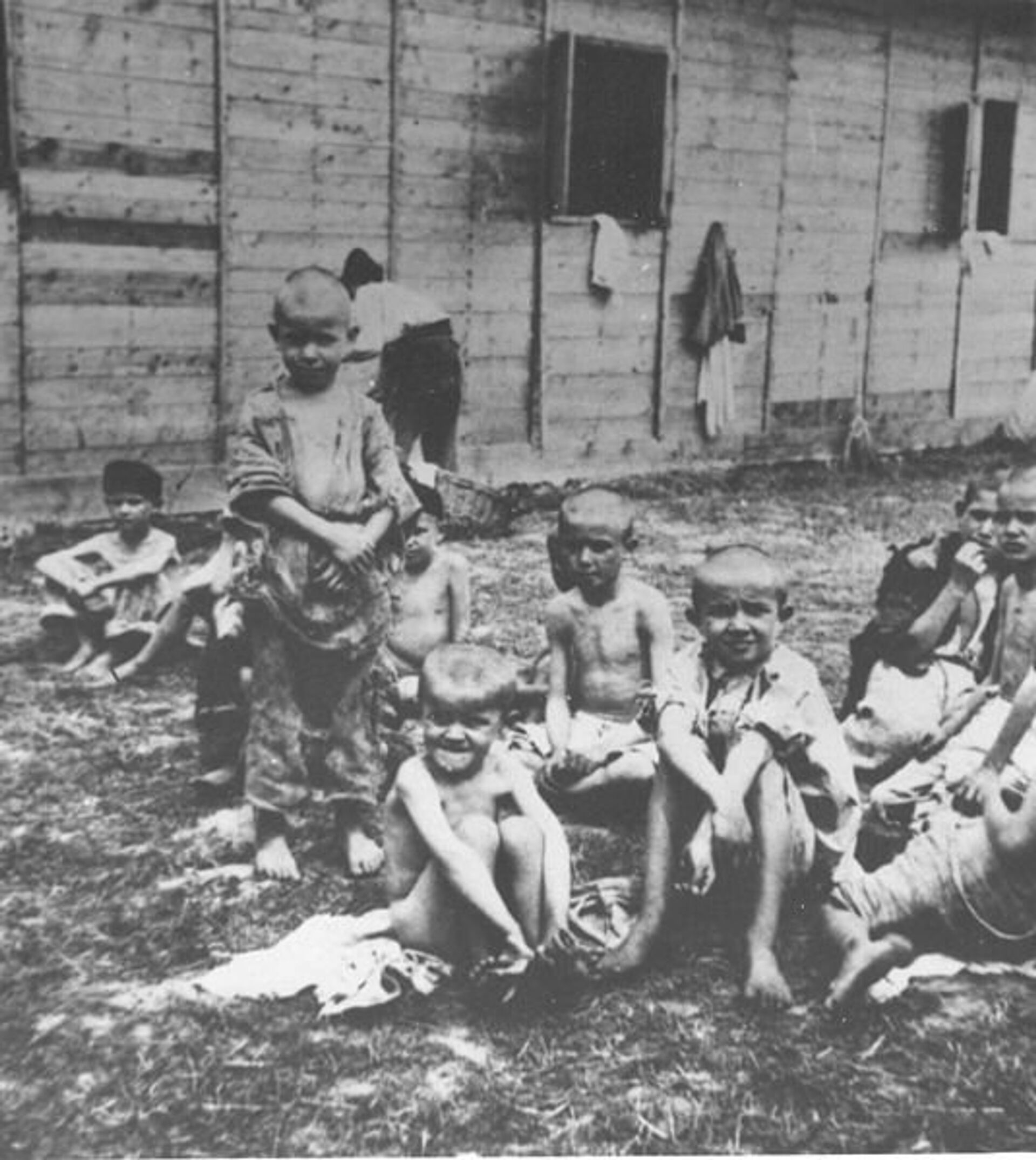 Srpska deca u ustaškom koncentracionom logoru u Sisku - Sputnik Srbija, 1920, 30.11.2021