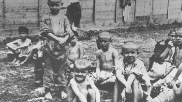 Srpska deca u ustaškom koncentracionom logoru u Sisku - Sputnik Srbija