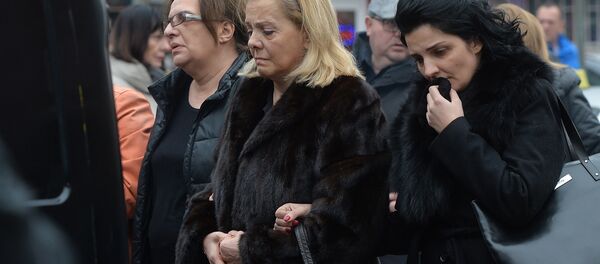 Сестра Оливера Ивановића, Наташа Ивановић Илић и супруга Оливера Ивановића Милена Поповић Ивановић. - Sputnik Србија