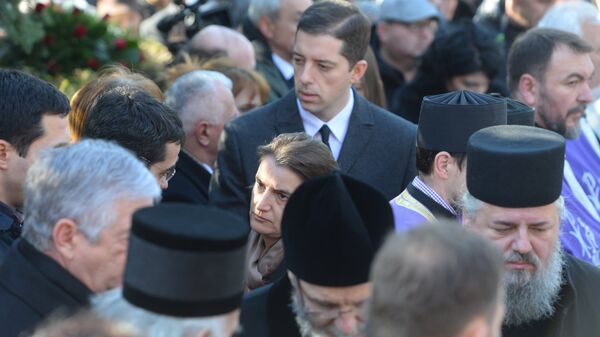 Delegacija Vlade Srbije, koju predvode premijerka Ana Brnabić i direktor Kancelarije za KiM Marko Đurić, na sahrani Olivera Ivanovića. Delegacija Vlade Srbije, koju predvode premijerka Ana Brnabić i direktor Kancelarije za KiM Marko Đurić, na sahrani Olivera Ivanovića. - Sputnik Srbija