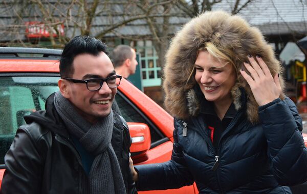 Филипински редитељ Паоло Виљалуна у Дрвенграду. Филипински редитељ Паоло Виљалуна у Дрвенграду. - Sputnik Србија