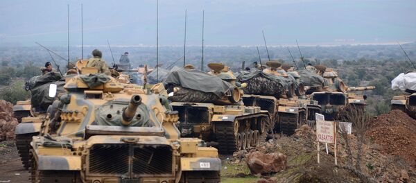 Турски војници у близини града Хаса на турско-сиријској граници у турској провинцији Хатај Турски војници у близини града Хаса на турско-сиријској граници у турској провинцији Хатај - Sputnik Србија