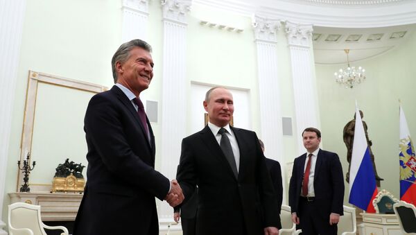 Predsednici Argentine i Rusije, Maurisio Makri i Vladimir Putin tokom sastanka u Moskvi - Sputnik Srbija