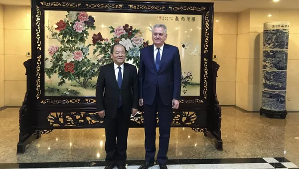 Томислав Николић и потпредседник кинеске Државне комисије за реформе и развој Нинг Ђиџа - Sputnik Србија