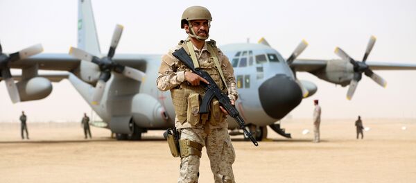 Vojnik Saudijske Arabije na Jemenu - Sputnik Srbija